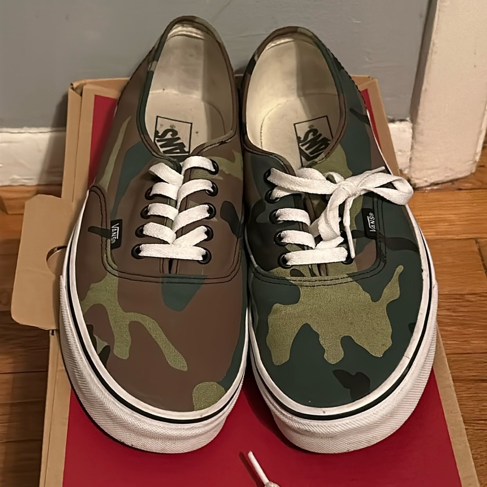 Men's Vans Sneakers Camo Size 11.5